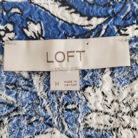 LOFT Womens Blue Floral Crinkle Blouse Size M Square Neck Long Sleeve Career - Picture 3 of 7